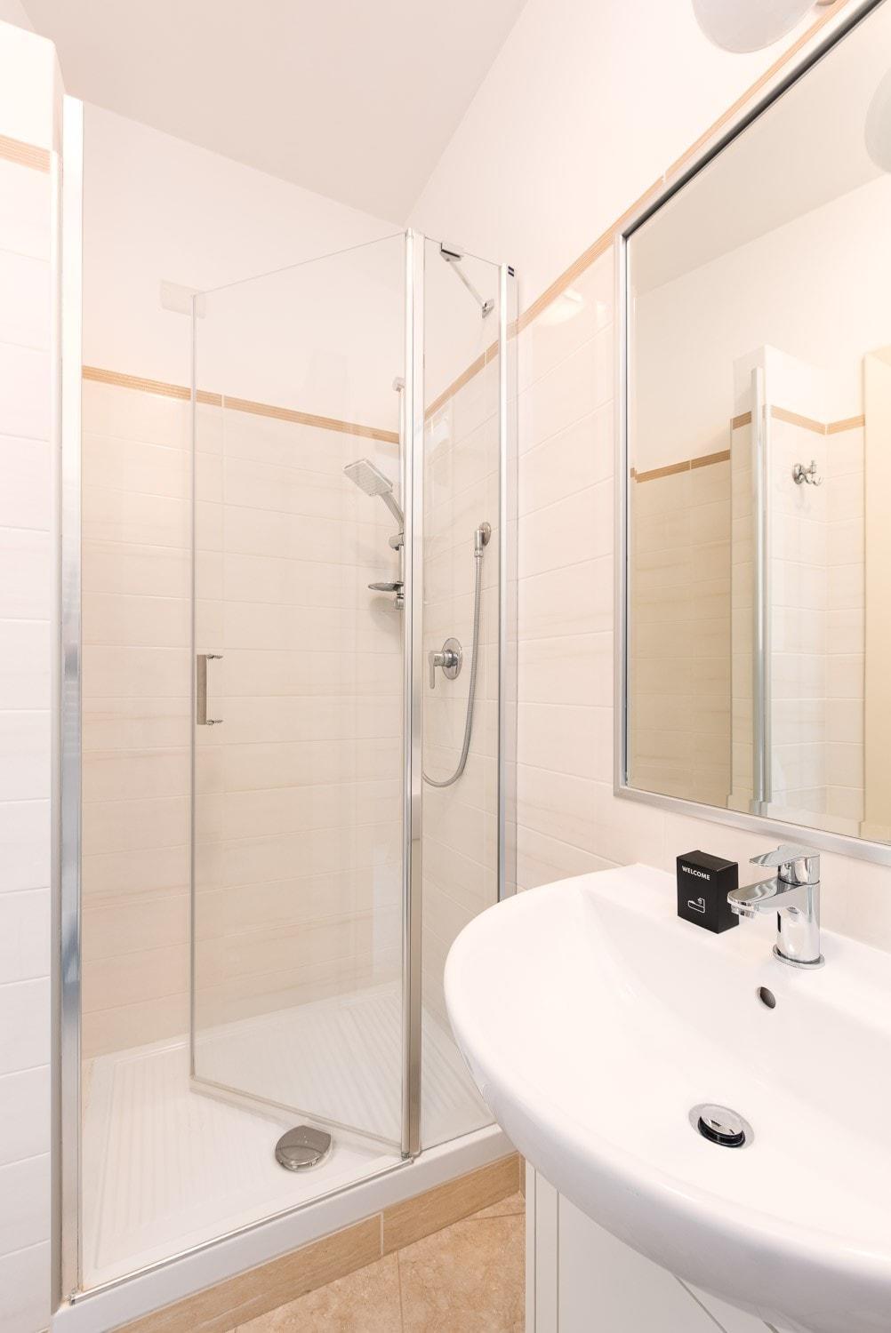 Idyllia - Spacious Bright Flat Apartment *